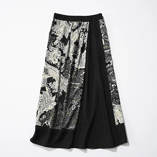 ADORE×eclat【別注】ペイズリープリントスカート¥44,000