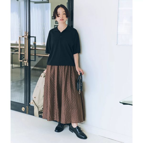 12closet【洗える】ドットジャカードスカート￥19,800 モデル着用