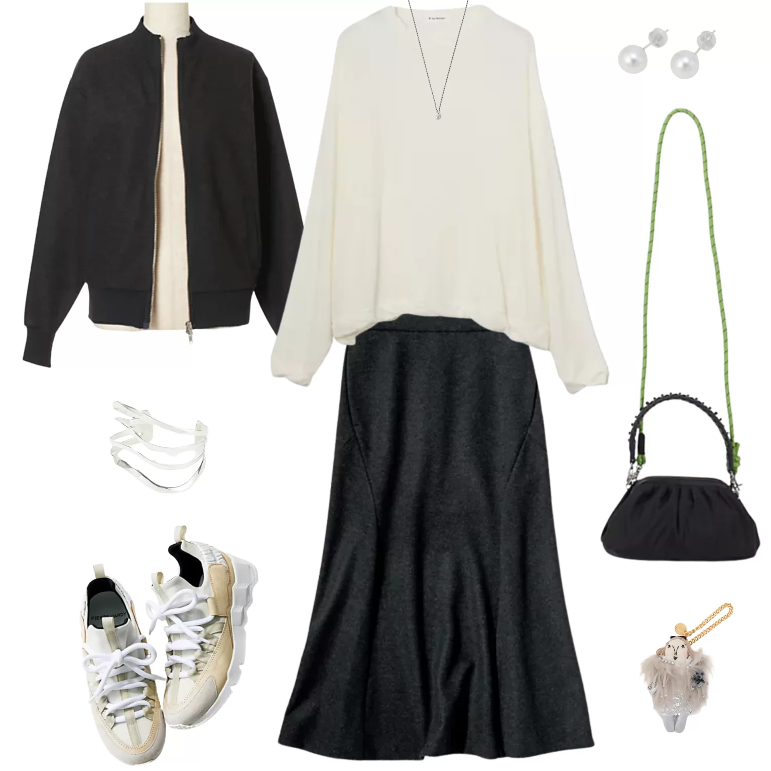 《Room no.8 for E by eclat》可憐さと品を両立。冬の主役“ヘアリーレースニット” 【50代ファッション】