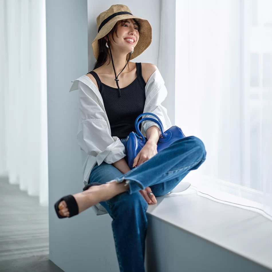 暑くても、デニムが履きたい!Healthy DENIM の人気モデルから夏用快適イージーデニムが新登場【40代ファッション】